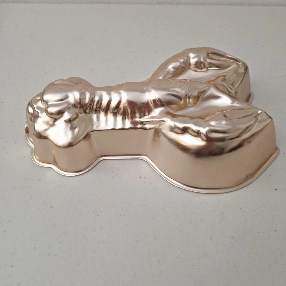 Vintage Copper Plate Lobster Wall Hanging Jello Cake Mold MCM Golden Girls